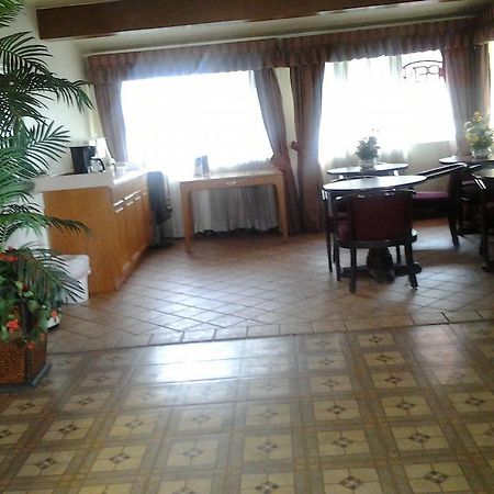 Budget Inn Tulare Εξωτερικό φωτογραφία